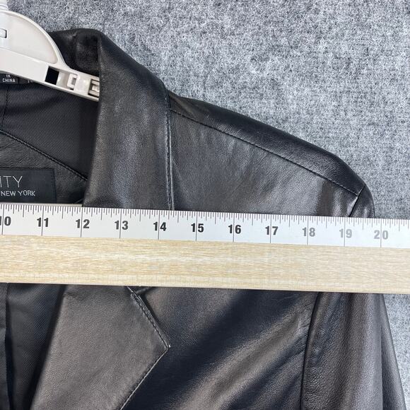 Jones New York City Black Leather 3 Button Mens Jacket Size 40L - Picture 4 of 8